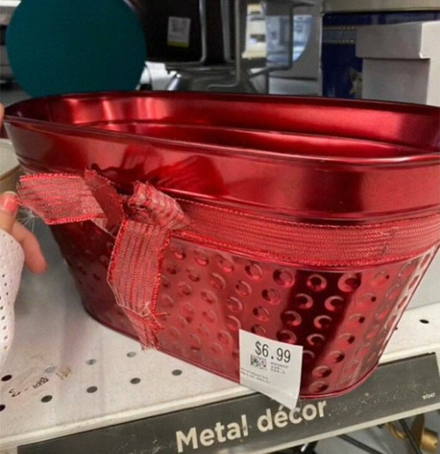 Expensive Items In A Thrift Store (31 pics)
