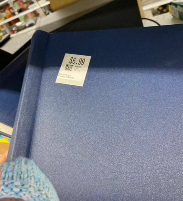 Expensive Items In A Thrift Store (31 pics)