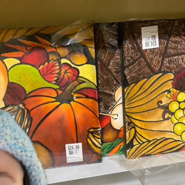 Expensive Items In A Thrift Store (31 pics)