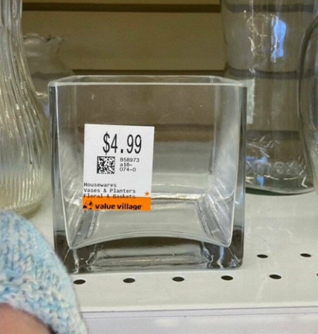 Expensive Items In A Thrift Store (31 pics)