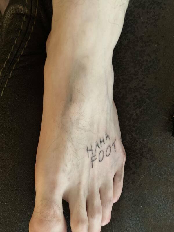 Weird Tattoos (41 pics)