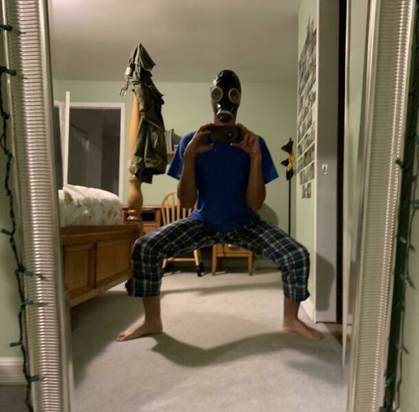 They're Trying to Sell Mirrors (38 pics)