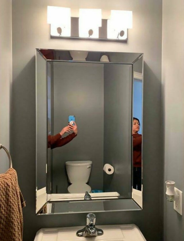 They're Trying to Sell Mirrors (38 pics)