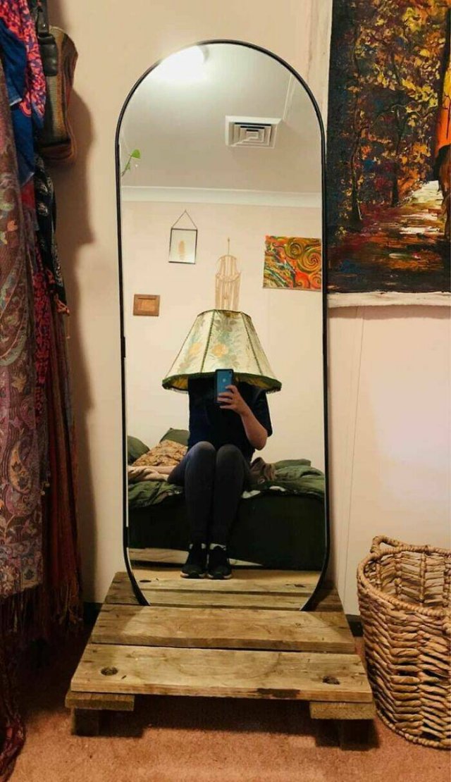 They're Trying to Sell Mirrors (38 pics)
