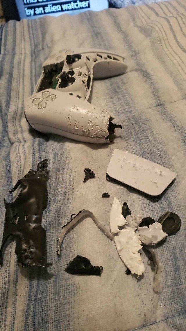Bad Days Happen (44 pics)