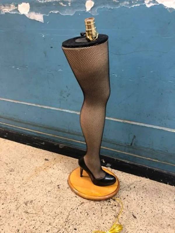 Weird Finds In Thrift Shop (49 pics)