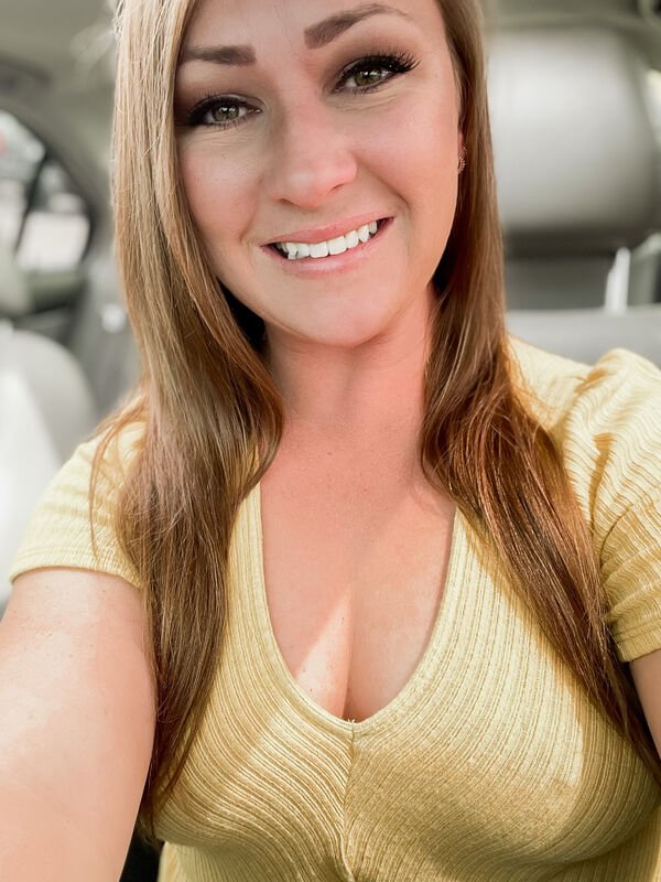 Brunettes Against Blondes (30 pics)