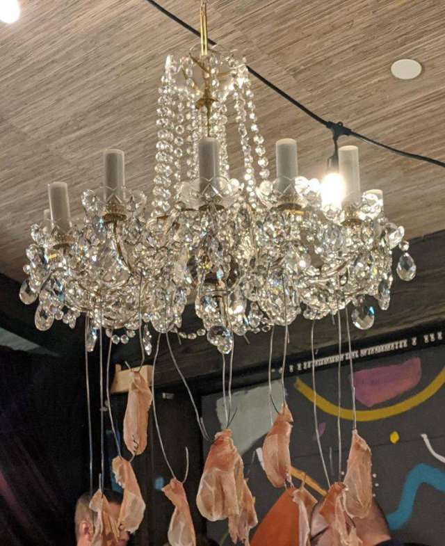 Odd Food Serving (20 pics) Odd Food Serving (20 pics)