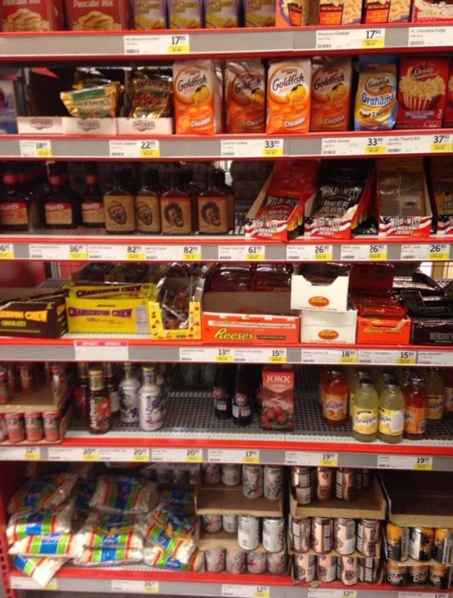 American Sections In Different Countries (22 pics)
