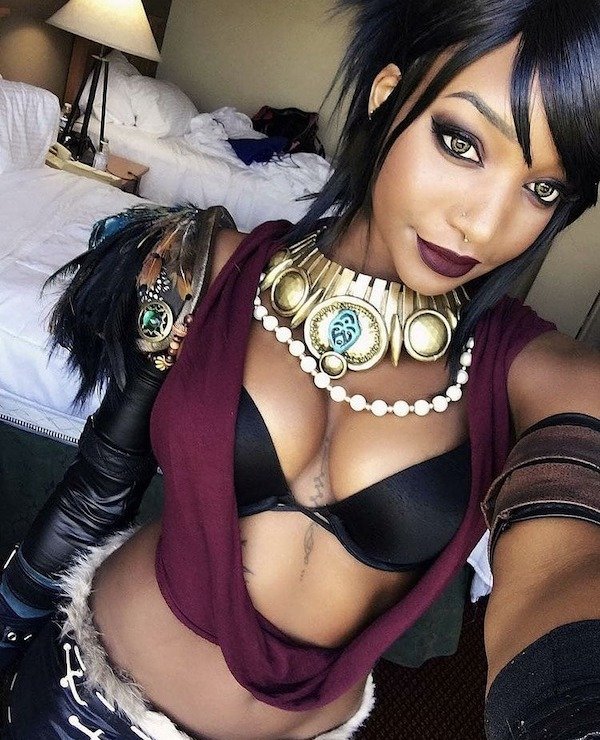 Hot Girls (75 pics)