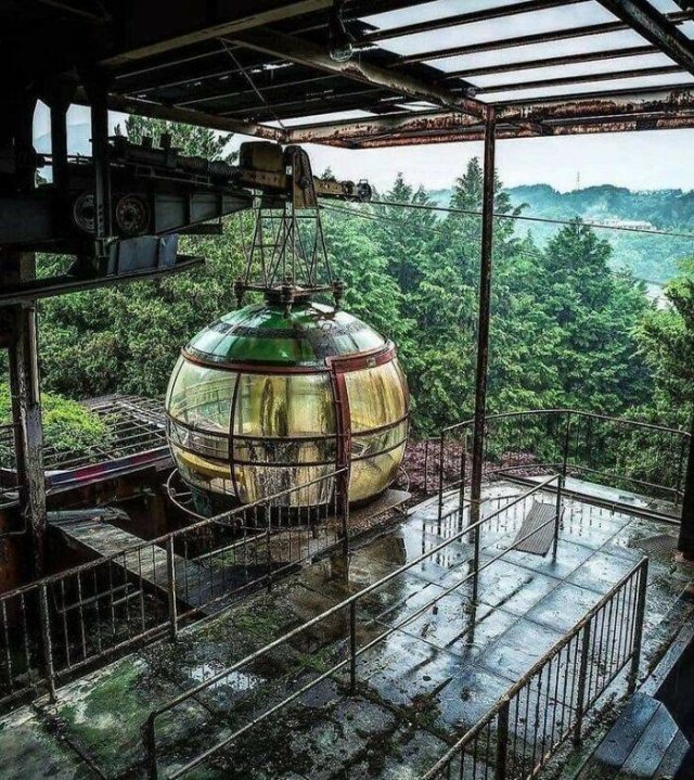 Amazing Abandoned Places (39 pics)