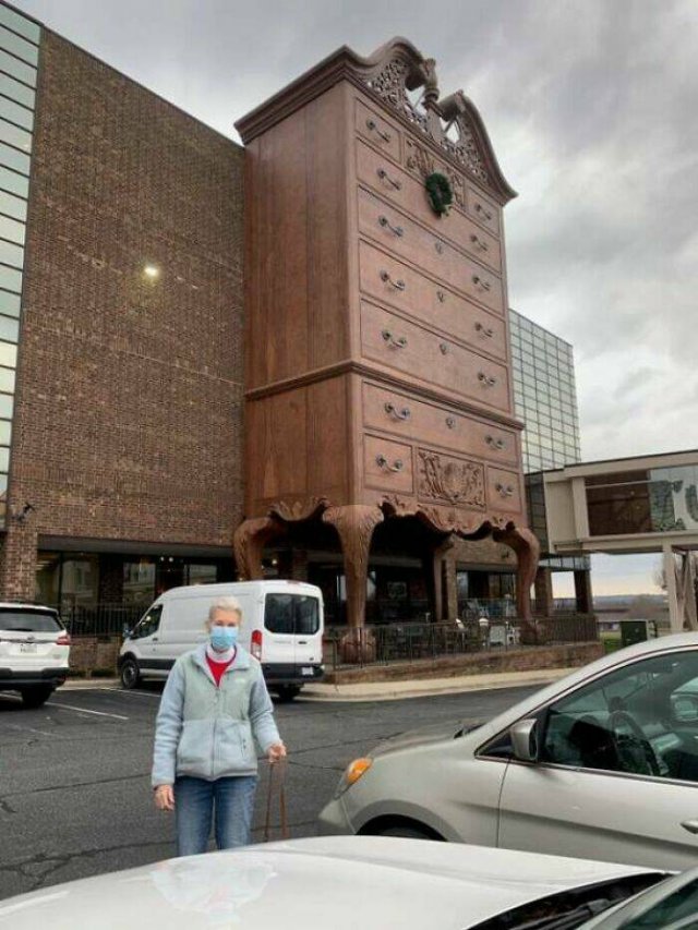 Very Big Things (44 pics)