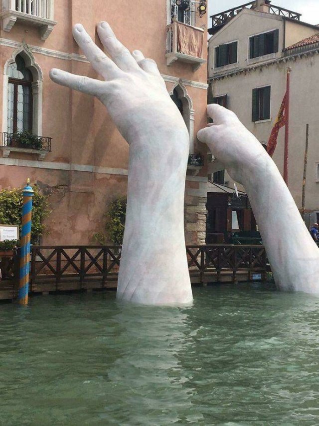 Very Big Things (40 pics)