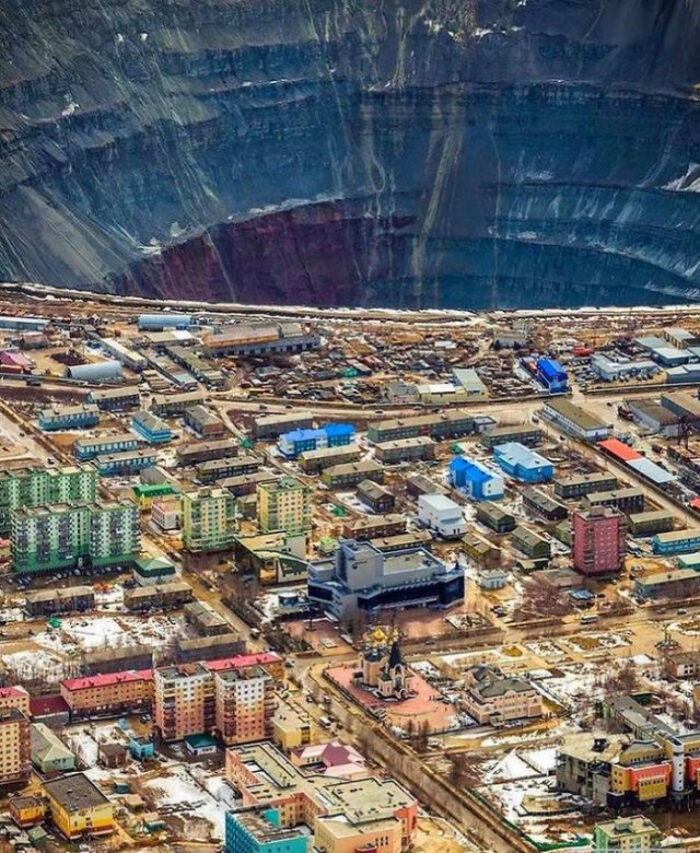 Very Big Things (40 pics)