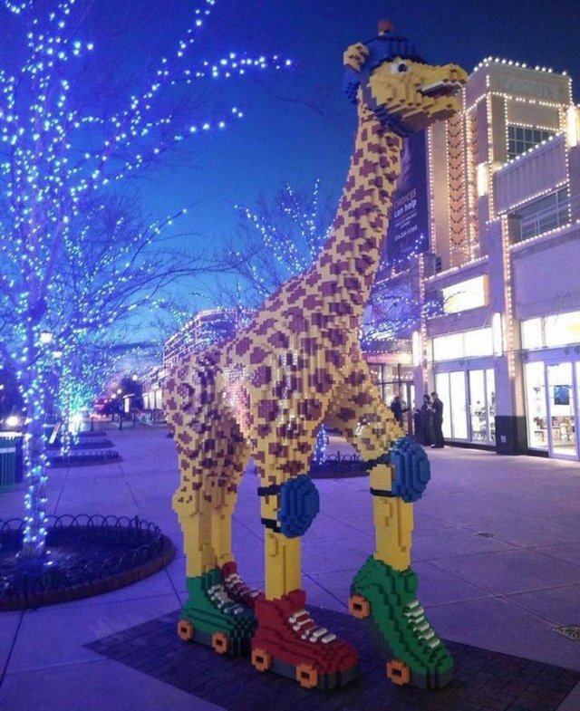 Interesting Lego Constructions (24 pics) Interesting Lego Constructions (24 pics)