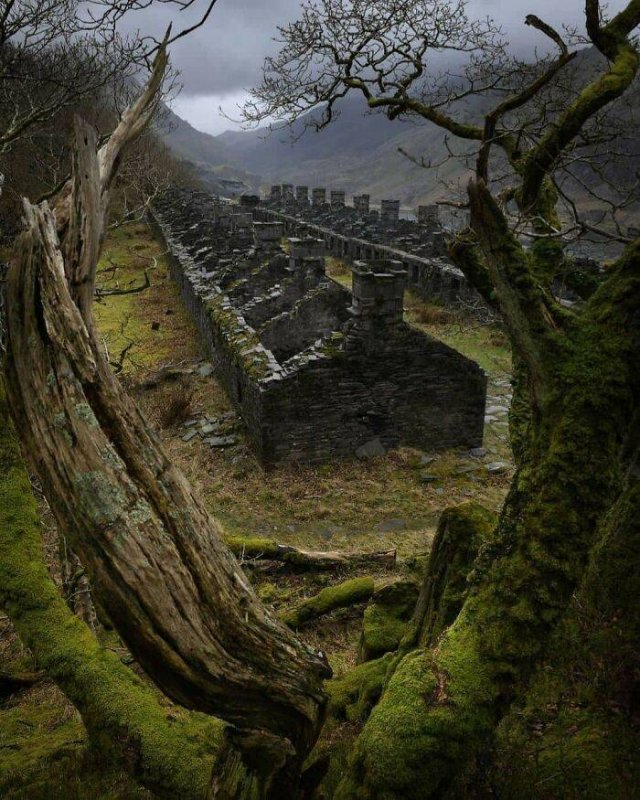Abandoned Places (49 pics)