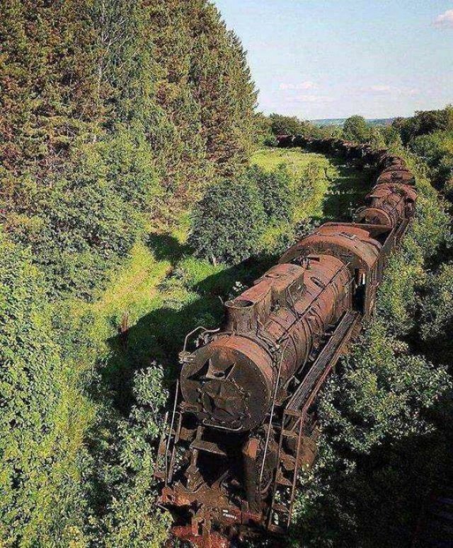 Abandoned Places (49 pics)