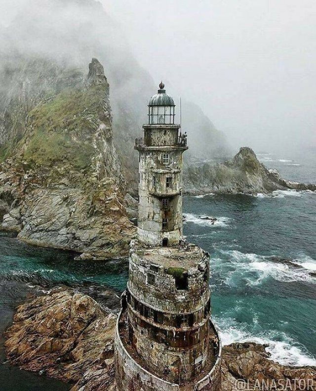 Abandoned Places (49 pics)