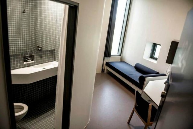 Prison Cells In Different Countries (16 pics)