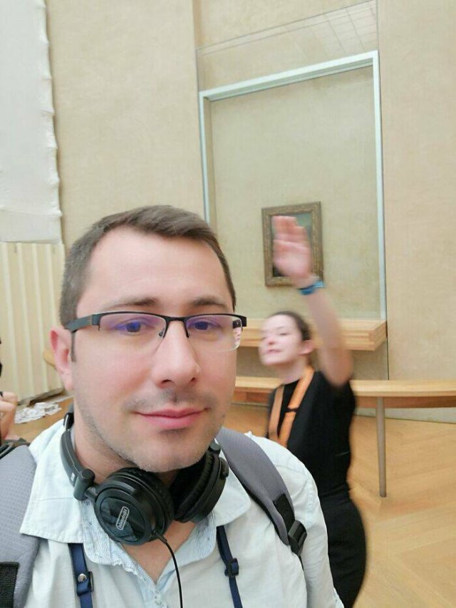 Terrible Travel Photos (49 pics)