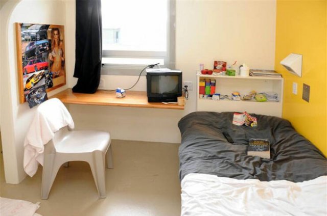 Prison Cells In Different Countries (16 pics)