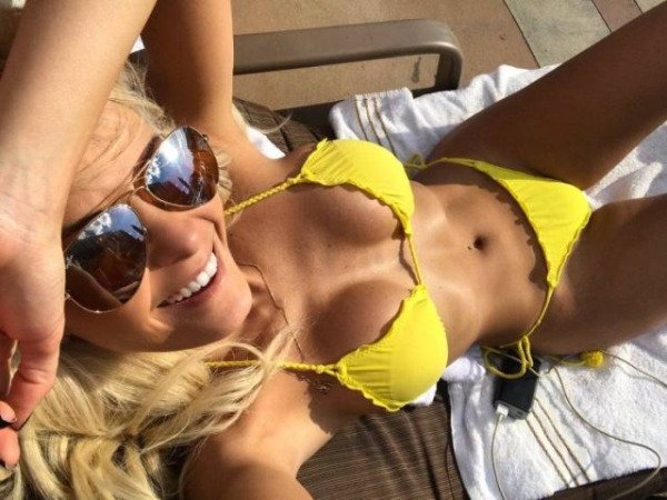 Girls With Beautiful Smiles (58 pics)