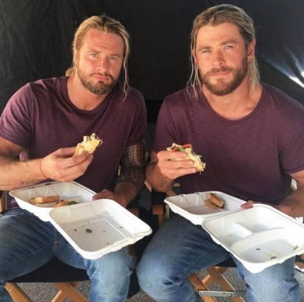 ''Marvel'' Actors And Actresses With Their Stunt Doubles (22 pics)