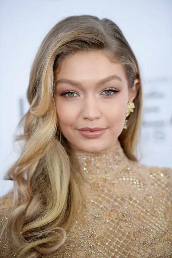 Celebrities And Their Real Names (46 pics)
