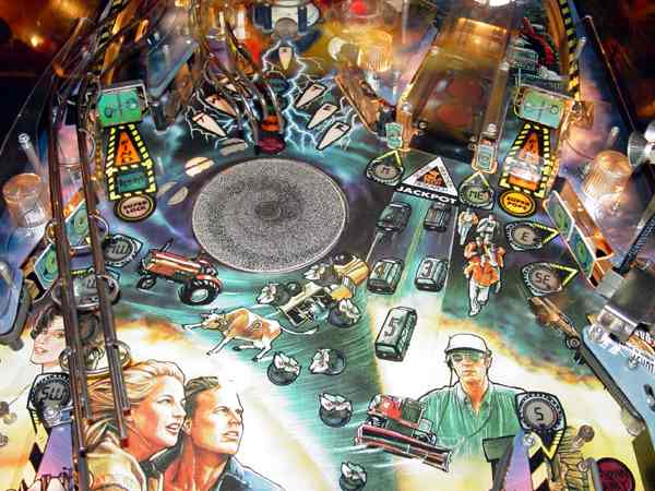 Amazing Pinball Tables (38 pics)