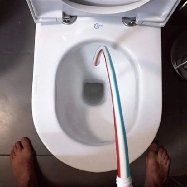 Weird Finds And Situations (30 pics)