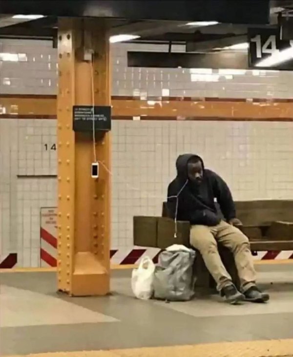 Weird Finds And Situations (30 pics)