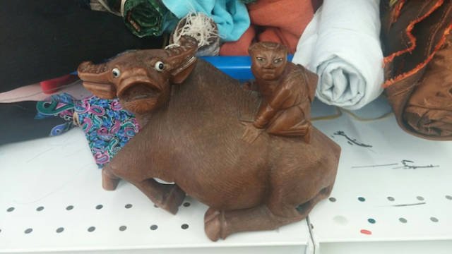 Awesome Finds In Thrift Shops (25 pics)