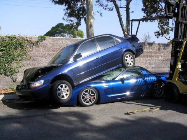 Epic Car Accidents (28 pics)