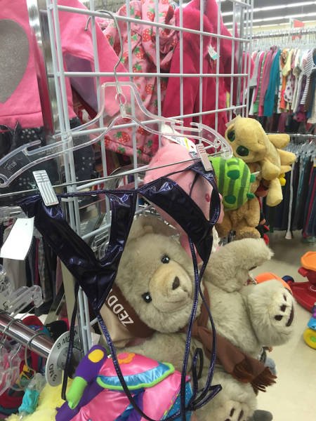 Awesome Finds In Thrift Shops (25 pics)