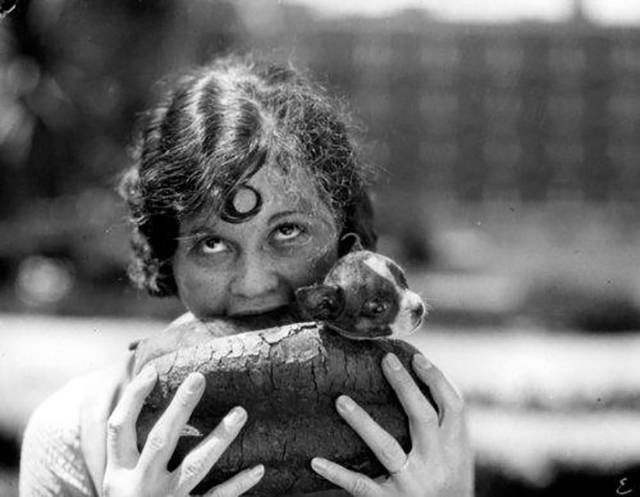 Odd Vintage Photos (23 pics)