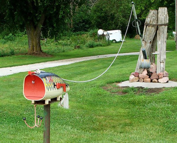 Unusual And Funny Mailboxes (49 pics)
