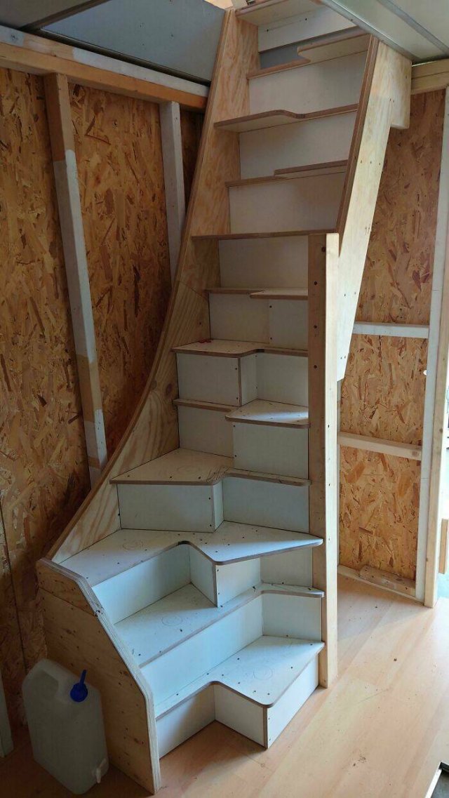 Odd Staircase Designs (28 pics)