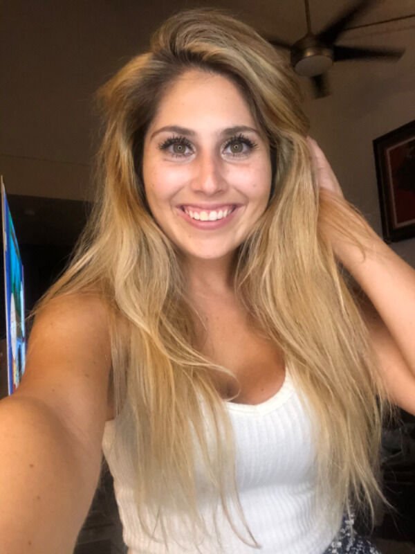Cute Girls (87 pics)