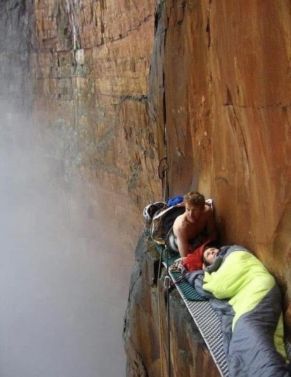 Scary Finds (26 pics)