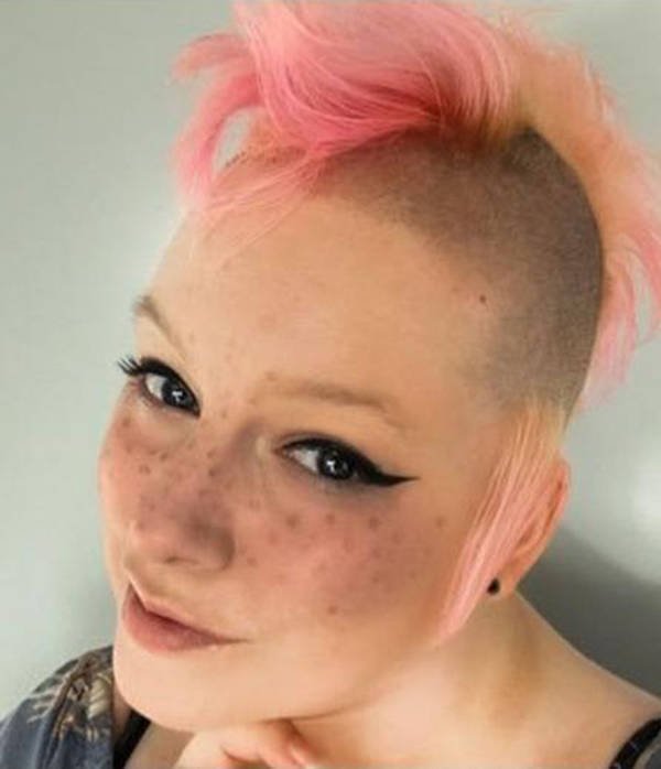 Terrible Haircuts (27 pics)