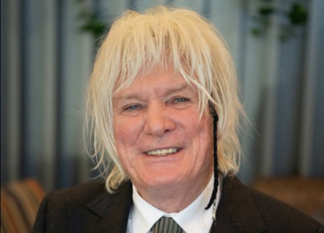 Terrible Haircuts (27 pics)