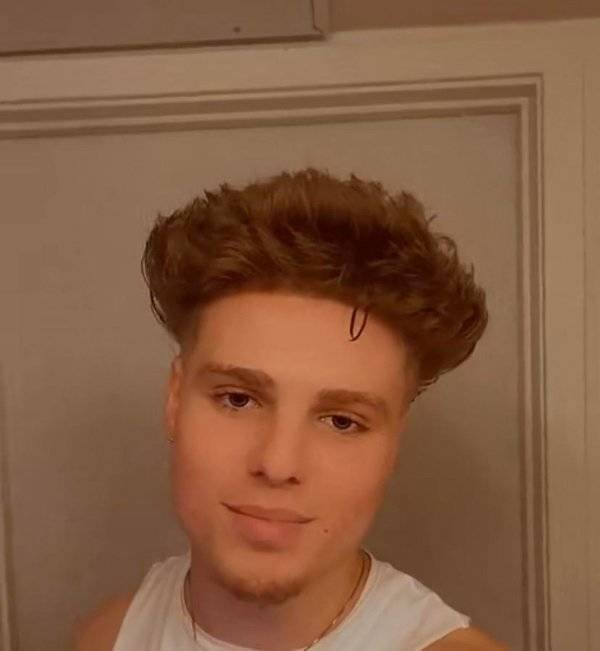 Terrible Haircuts (52 pics)
