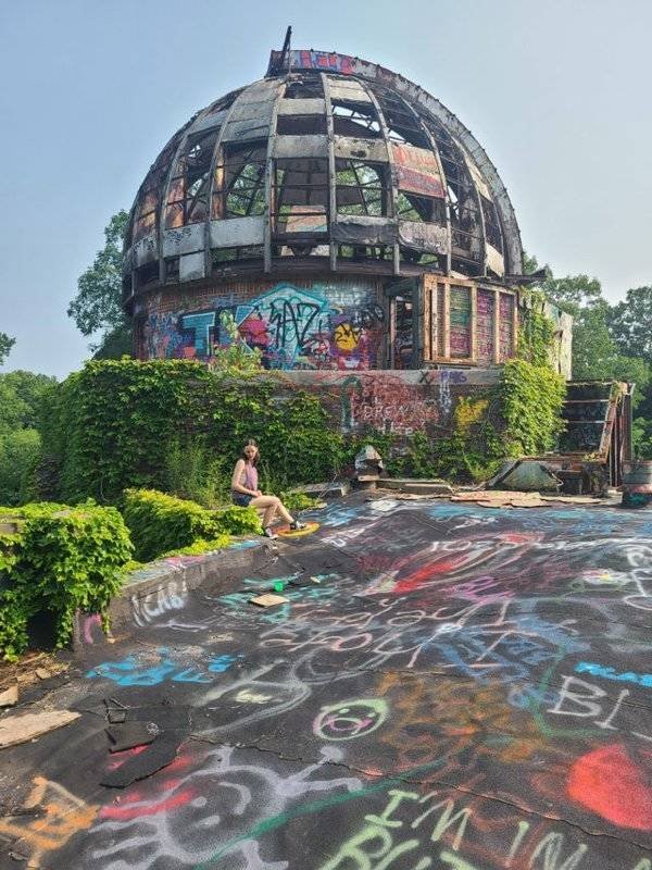 Awesome Abandoned Places (20 pics) Awesome Abandoned Places (20 pics)