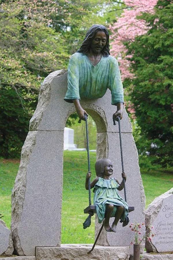 Odd Gravestones (28 pics)