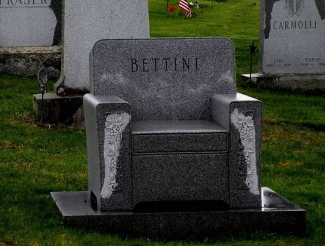 Odd Gravestones (28 pics)