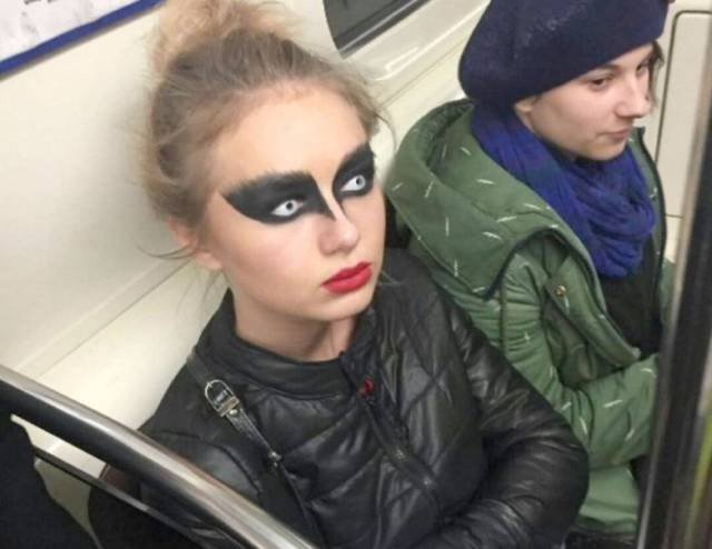 Weird People In The Subway (26 pics)