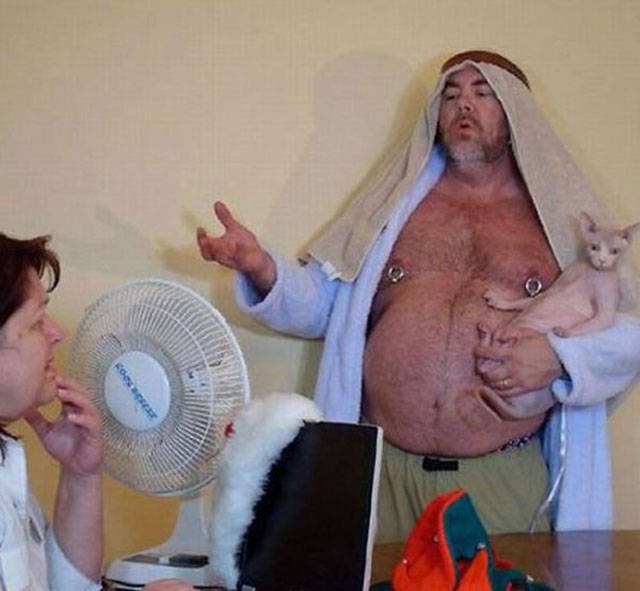 What Is Going On Here? (35 pics)