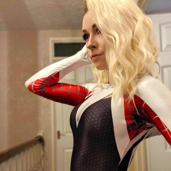 Hot Cosplay Girls (48 pics)