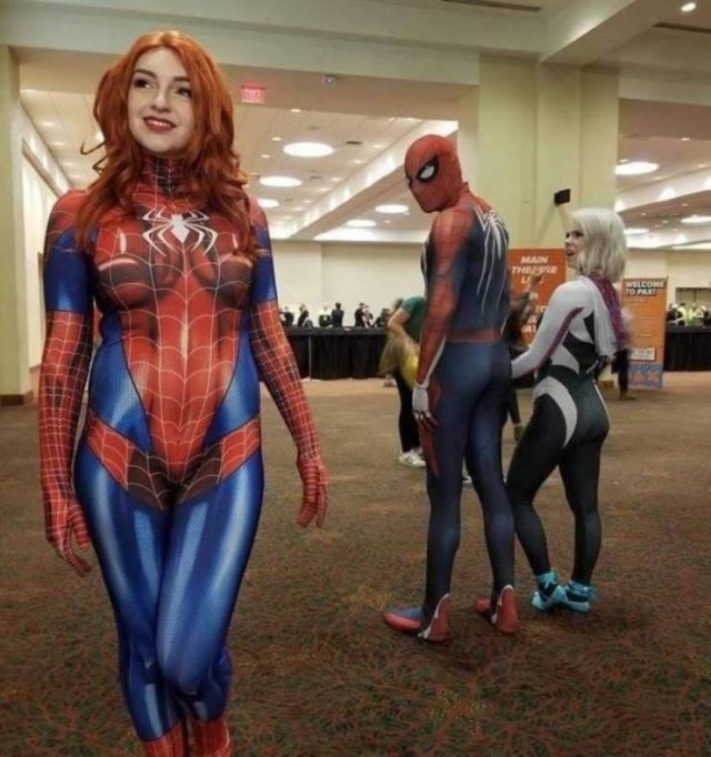 Hot Cosplay Girls (48 pics)