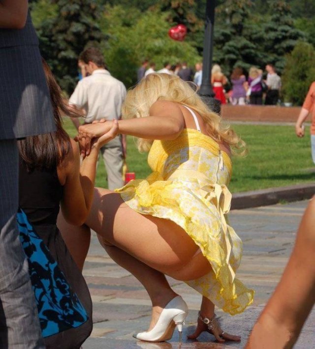Hot Girls (66 pics)